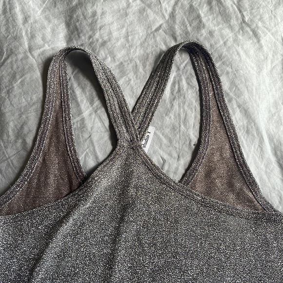 Studio Y Tank Top - Picture 4 of 4